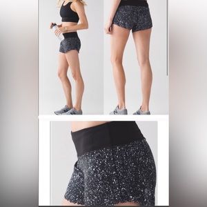 lululemon fast as light short in splatter